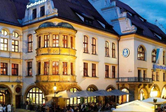 全球最大的一个酒馆，距今已有400多年历史，有纯正慕尼黑啤酒