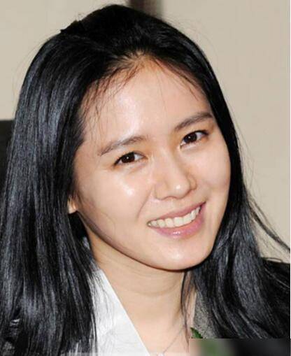 39岁孙艺珍素颜曝光,皮肤松弛,满脸细纹,网友:玄彬接受得了?