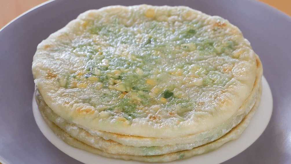 原创冬天就爱做这种萝卜馅饼,做法简单,不破皮不露馅,个个薄皮大馅