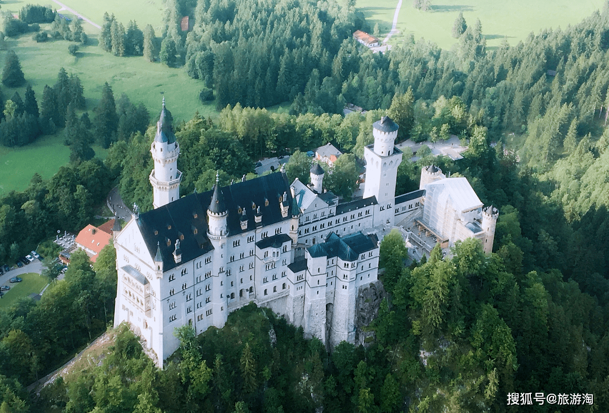 欧洲中世纪城堡真的如童话浪漫吗？内部肮脏超乎你的想象