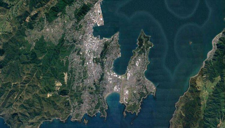 卫星上看新西兰首都：一座海湾城市，没有太多高楼
