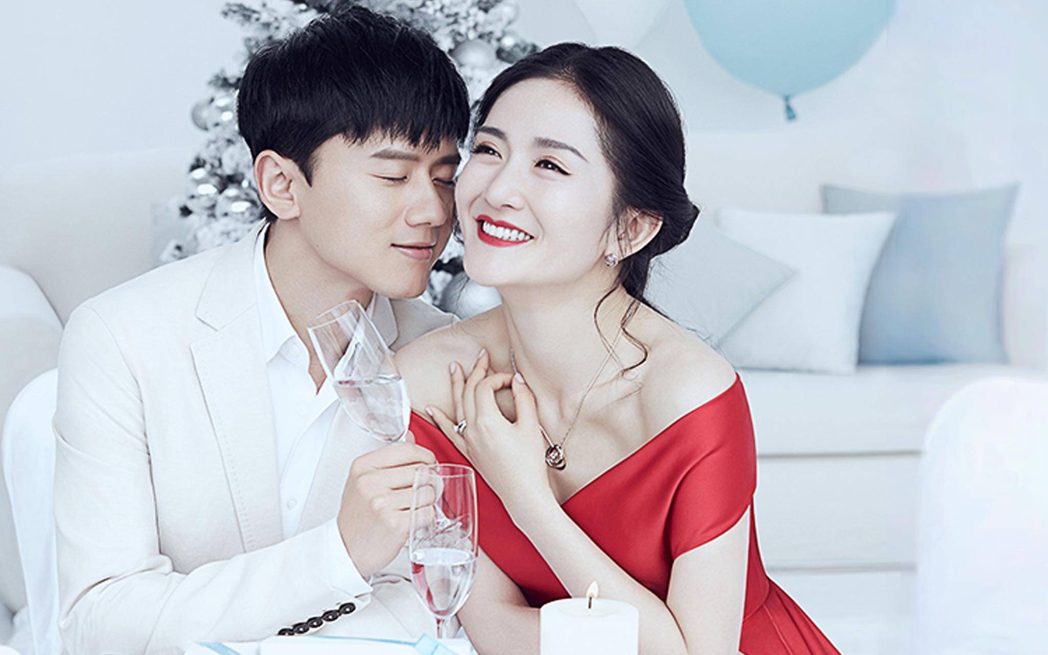 谢娜宣布喜讯怀二胎,张杰甜蜜表白老婆,网友再来一对双胞胎儿子_传言