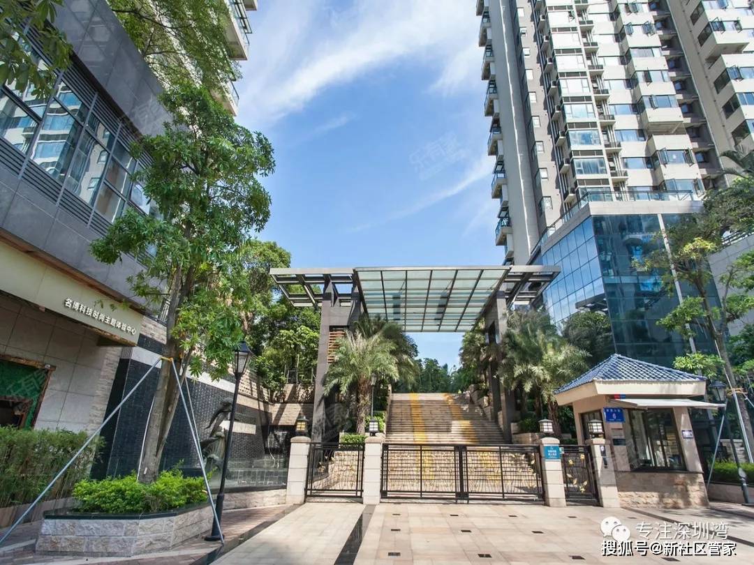 深扒楼盘第四弹~~【双层容积率2.0花园】鸿威海怡湾_户型