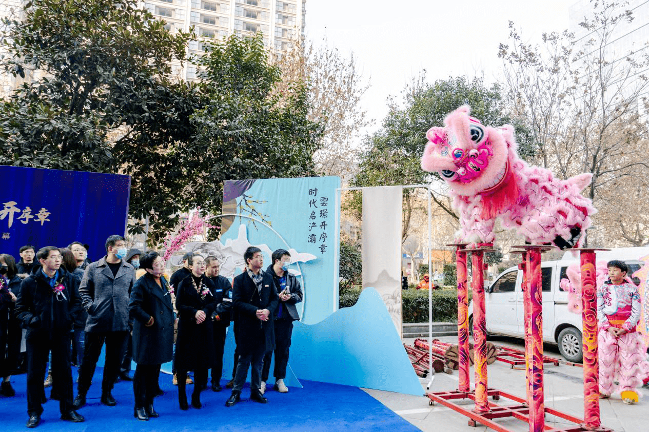 1月2日上午9时40分,城市展厅开放活动还未正式开始,万象始更新,2021