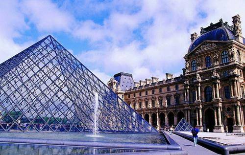景致记录：巴黎云旅游，华人世界公认的卢浮宫三宝，美丽深入人心