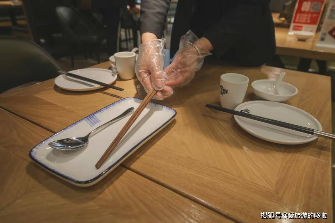 真愁人，日韩料理咋这么多碗碗碟碟 - 逍遥自在