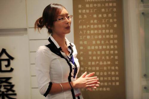 阿里女员工不想熬夜加班跳槽国企晒工作时间坦言很安逸