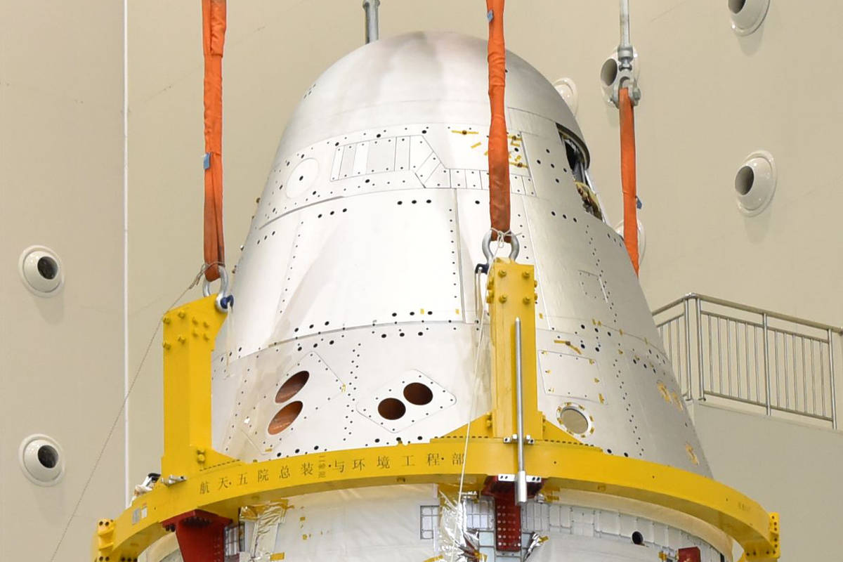 原创携嫦娥五号大胜之威,航天员何时登月?双重防护载人登月舱亮相