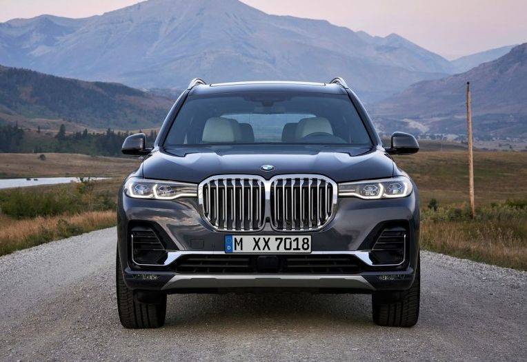 最大功率近400ps宝马x8渲染图曝光