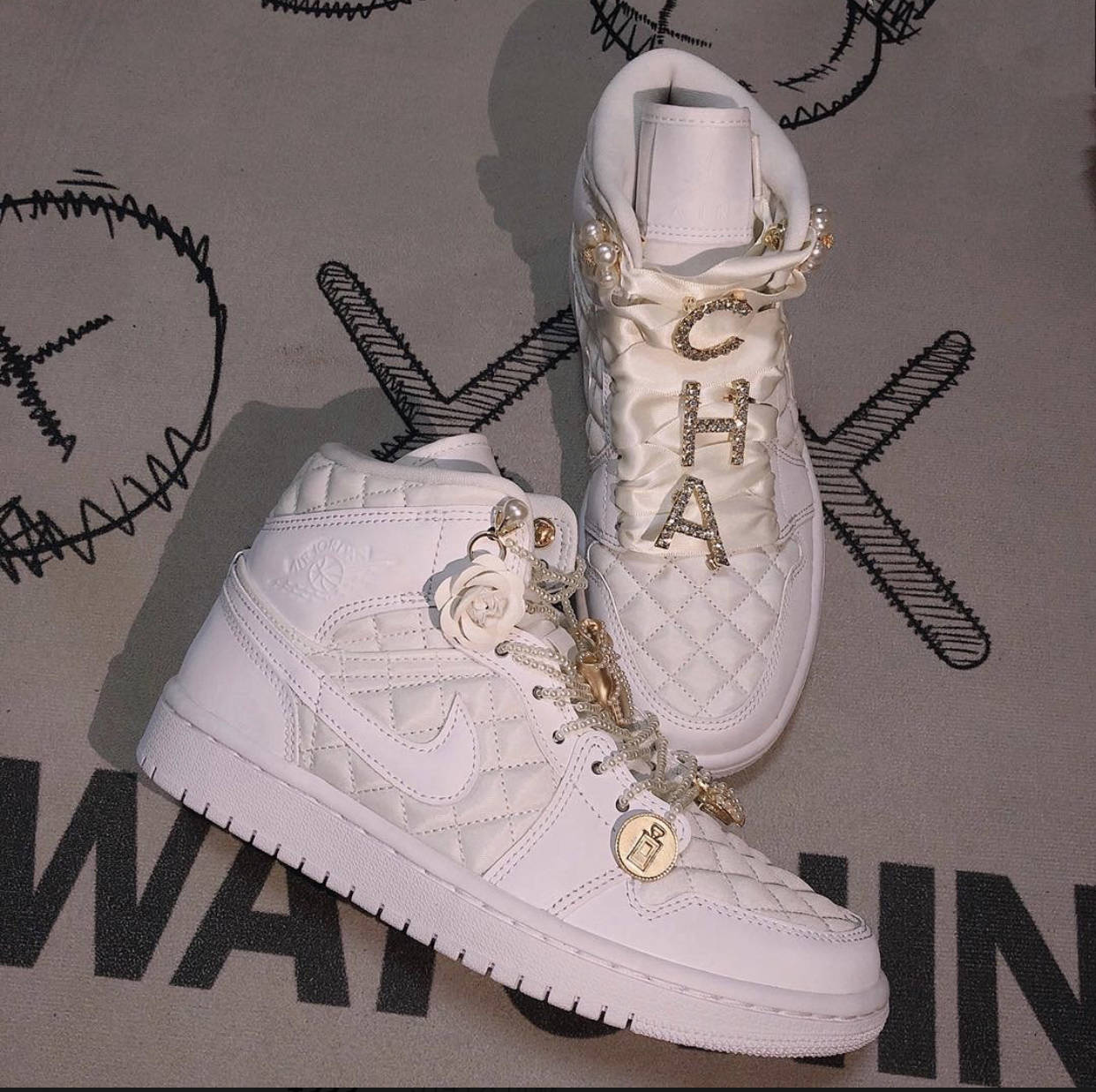 高级感满满的aj1 air jordan 1 mid"quilted white"白菱纹 小香奈儿1