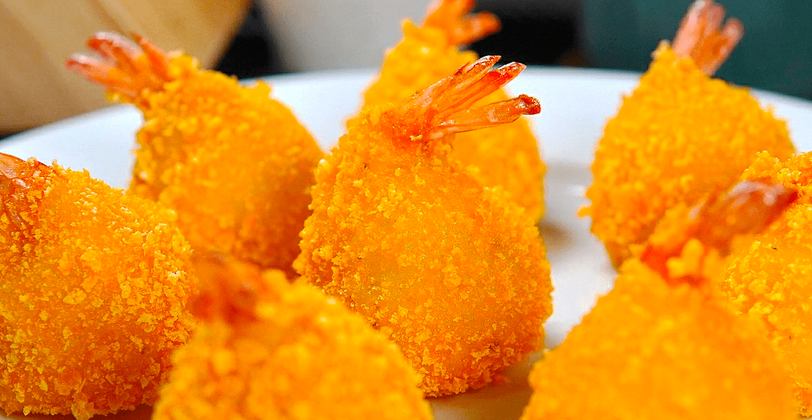 给年夜饭加道菜,"凤尾虾球"端上桌,寓意十全十美,越过越好