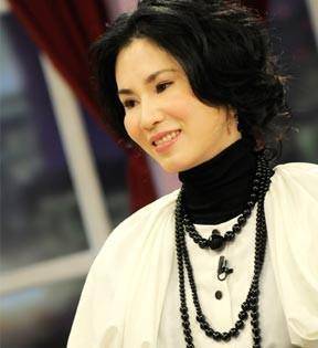 35年后《几度夕阳红》演员现状,刘雪华还单身,叶欢抑郁独居深