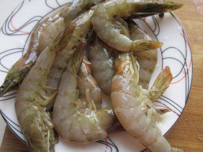 别水煮虾了!试试这做法鲜甜好吃味道香,隔三差五做1次汁都不剩