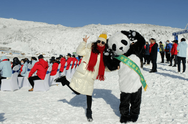 泸州之巅 轰冻全城 罗汉林首届冰雪节盛大开启!