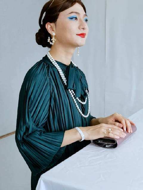 抖音网红毛光光的百变造型,告诉你不同的气质应该怎么搭配首饰_吴桂芳