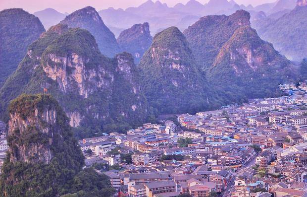 《青春环游记》取景地，广西小县城，桂林最美风景受欧美游客喜爱