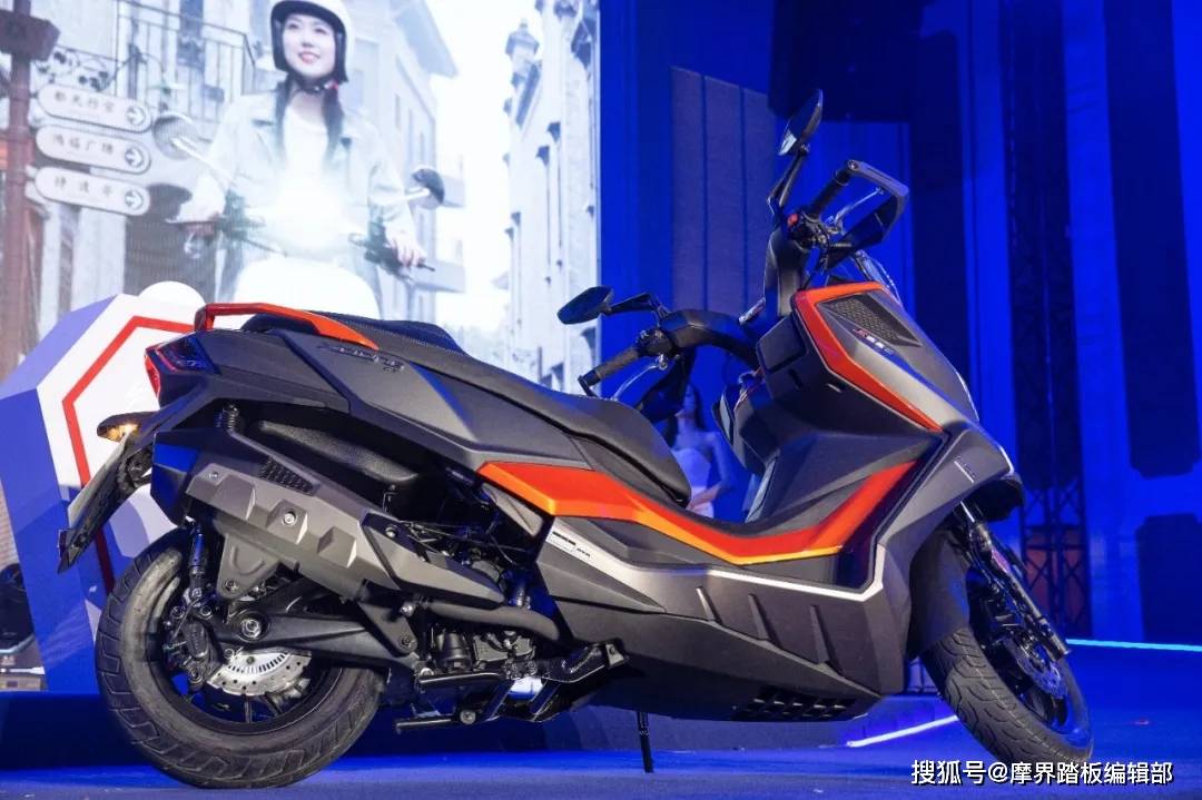 光阳国产踏板ak55088万赛艇350368万newmany125168万谁买单