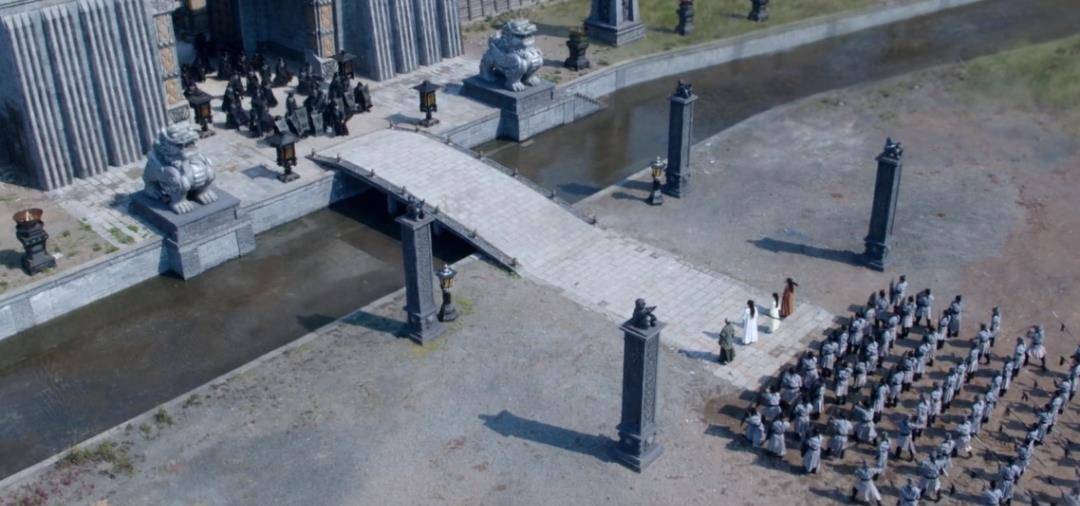 四十八寨袭击了地煞山庄,周翡谢允带头奔跑.