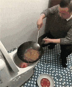 搞笑动图gif笑一笑十年少