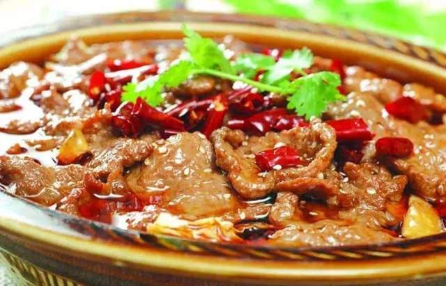 在家做水煮牛肉的做法 499b0f1a9860475c9d2e6409280b081a.jpeg