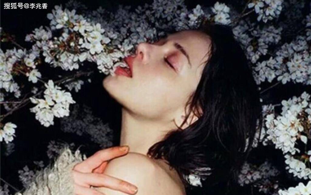 
56个超拽的女生个性网名 个个霸气十足 你想不想用？“ 开云滚球”(图4)