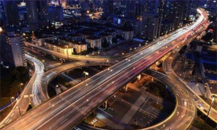陕西一条斥资80亿“高速公路”已通车，设计时速80公里每小时