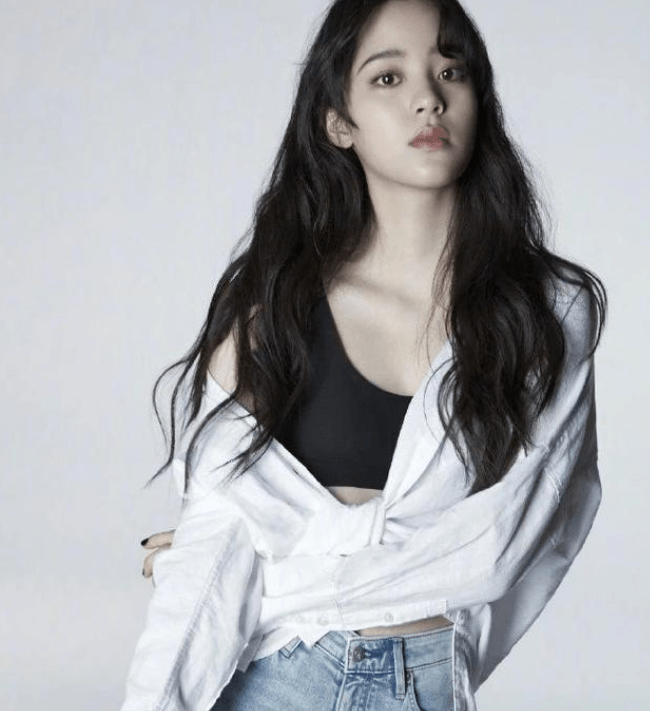 欧阳娜娜身材写真集锦 b9f31b2786134dcf9cc6973a0cdf4403.png