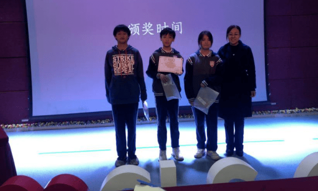 eaf2d48f1ba04b2da2bf7624bfa3548a.png