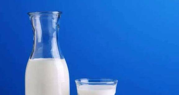 补钙喝哪种牛奶比较好 dd316597345d4d6a98e1a84b667a80aa.jpeg