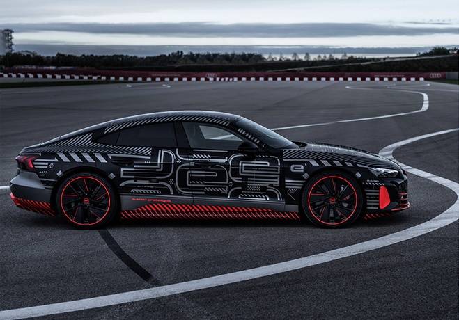 钢铁侠座驾奥迪etrongt2月9日全球首发续航400km