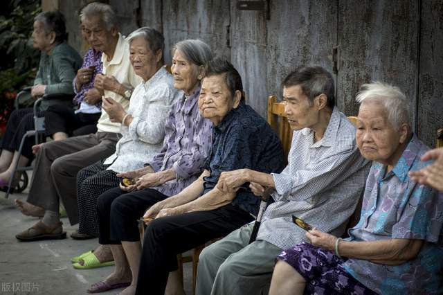 男人到了65,意味着什么?城里人与农民的差别凸显出来了