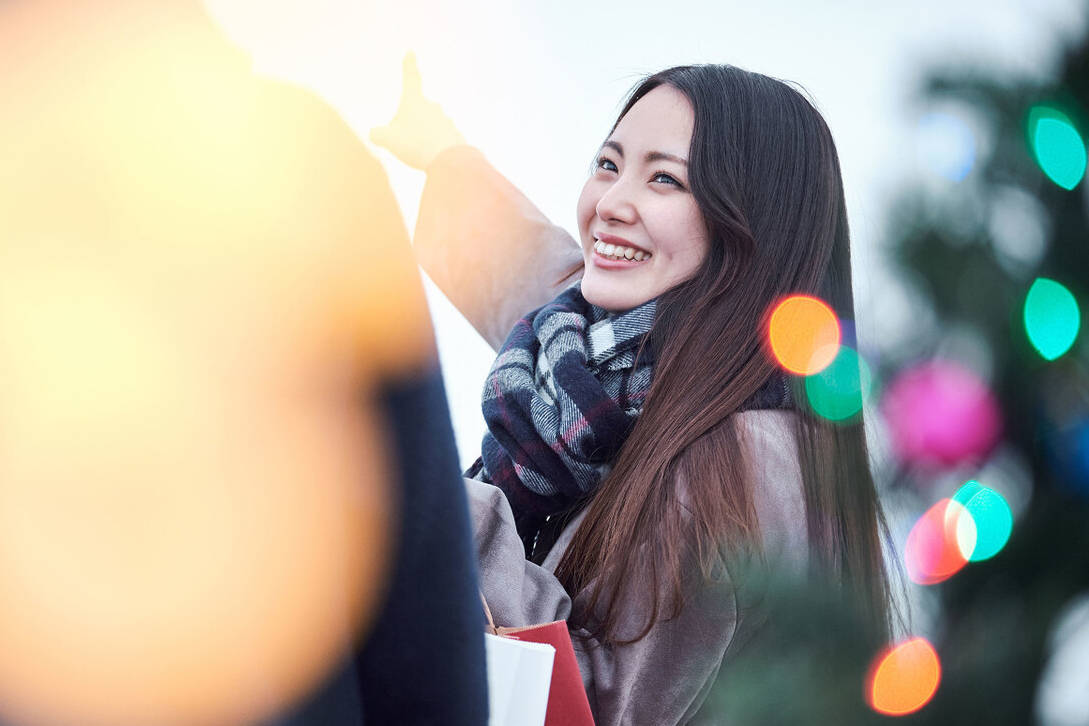 朱耀燮说"在爱情方面,女人可能是很坚强的,也可能是很懦弱的.