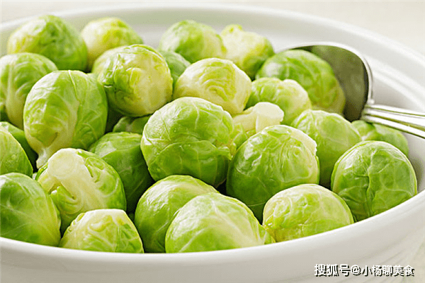 原创春季给孩子吃的"护眼菜",保护眼睛视力好,还能增强体力长高个