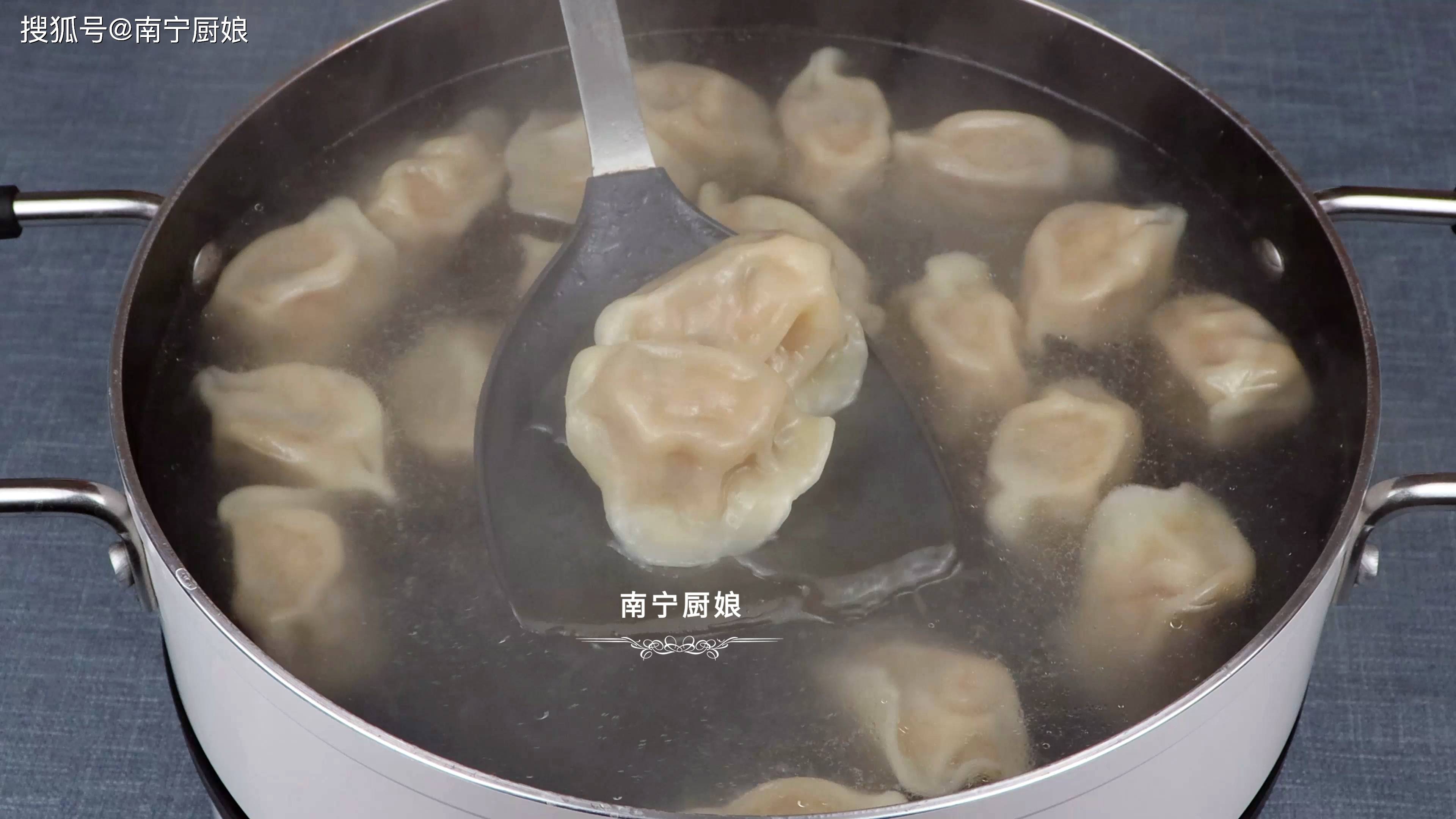 煮猪肉的正确方法冷水下锅 369ae8386e394d28b1eabda09fa8512c.jpeg