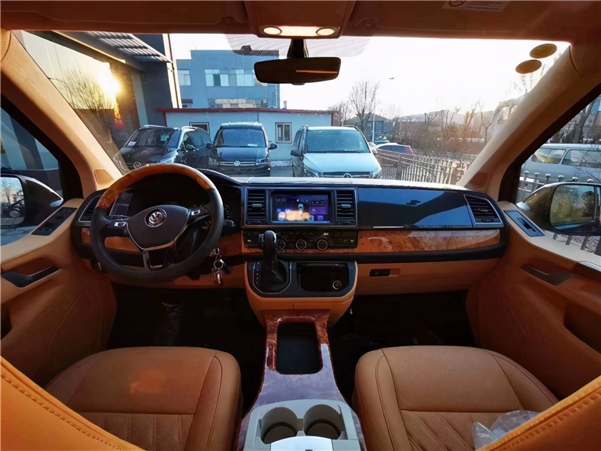 大众凯路威改装案例分享,源于德国技术的高端mpv