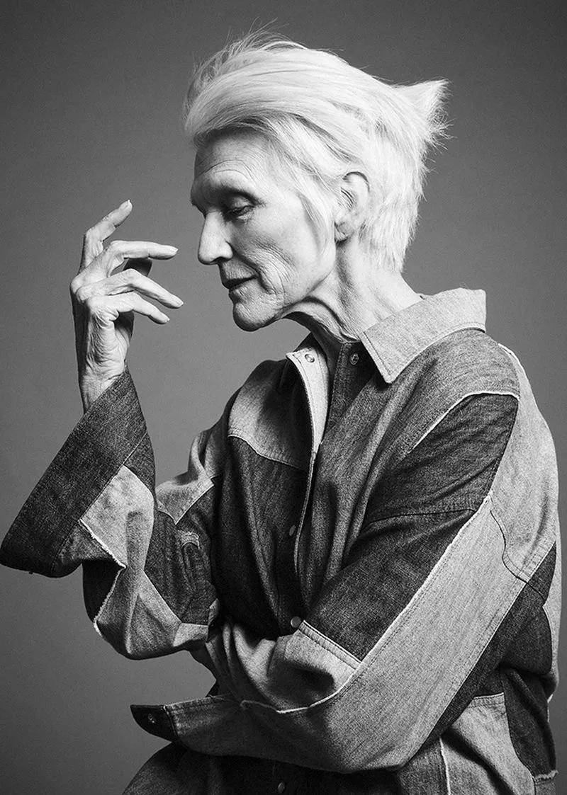 传奇超模梅耶·马斯克(maye musk)签约caa,多面人生书写时代女性榜样