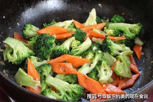 西兰花虾仁鸡蛋饼的做法 0ae64e3ebbaa4bc6b9f8b74a1b6b8727.jpeg
