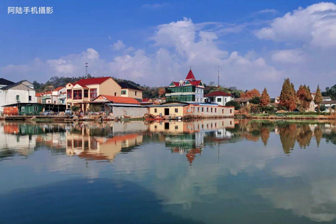 粗粗领略诸暨白塔湖的美丽乡景，和杭州西溪湿地有相似却又大不同