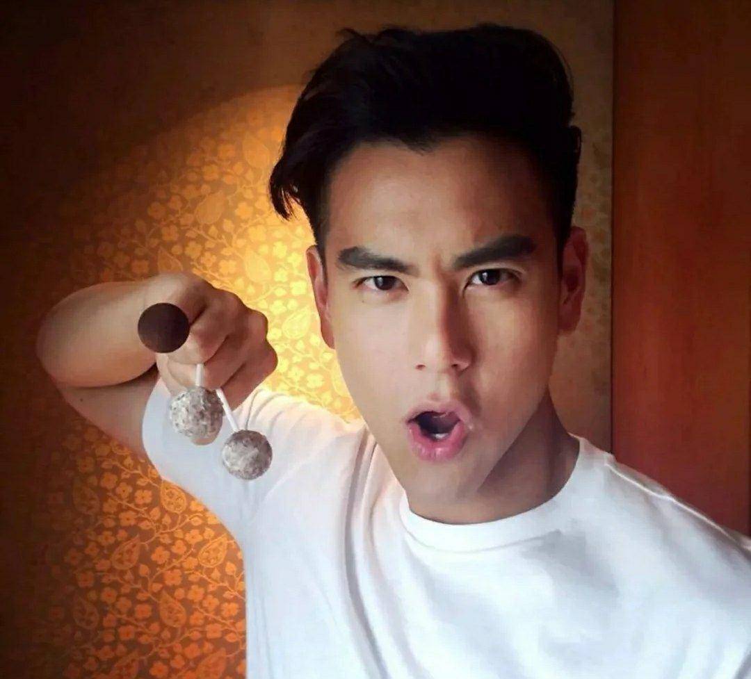 原创烂瓜少吃彭于晏辟谣与唐禹哲恋情表示假的无聊烂透了