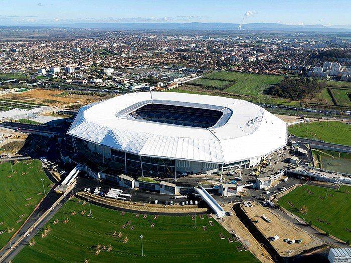 膜结构体育场屋顶——里昂奥体中心体育场_球场