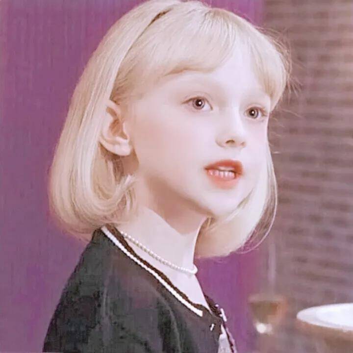 超好看的ins风女头,欧美女头:高级可以做状态的句子