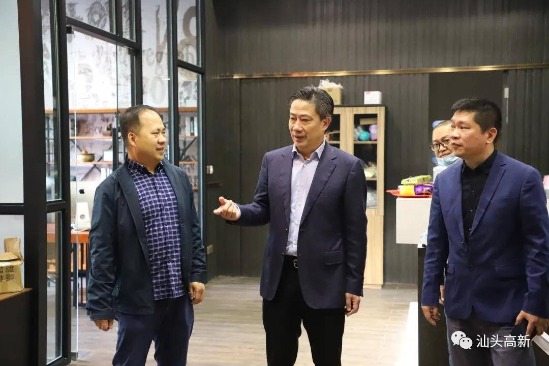 林锡波带队调研辖区项目建设情况