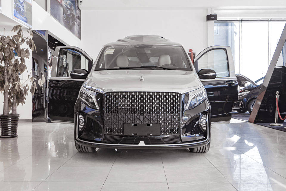 奔驰圣母峰商务车双色 定制圣殿星幕格 豪华王者款式