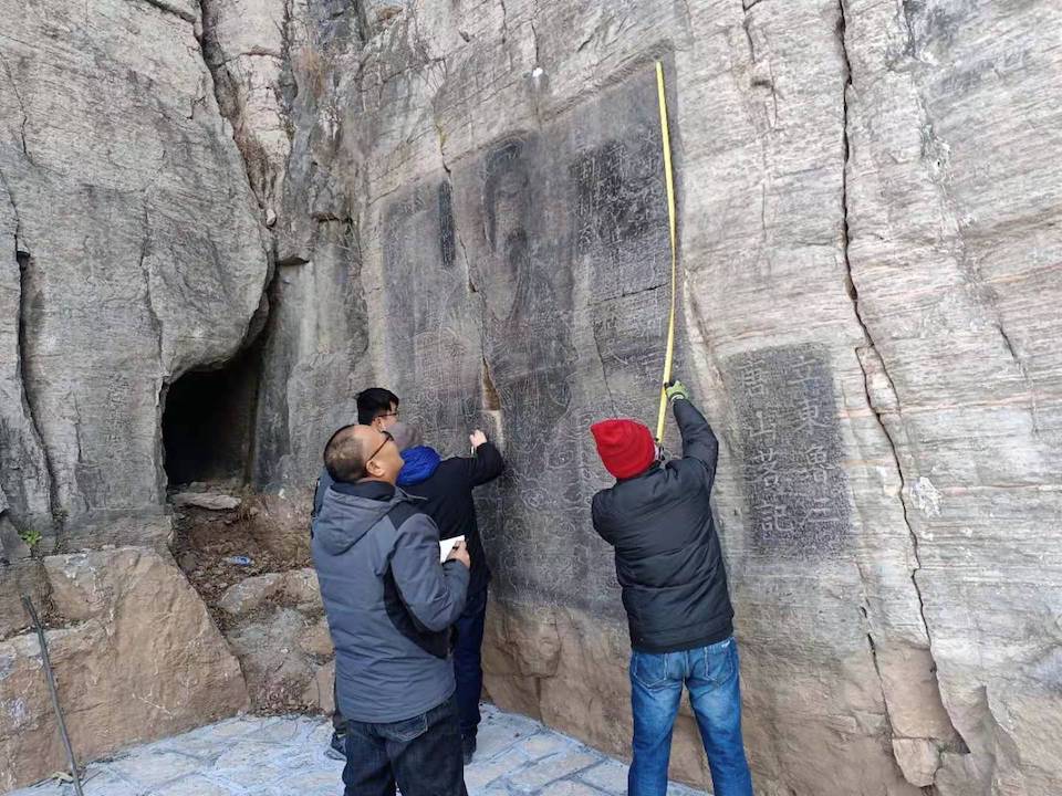 济南新发现14处石窟寺及摩崖造像