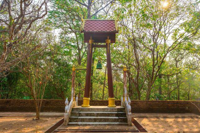 阴暗隧道中的宏大寺庙，600年历史，堪称奇迹