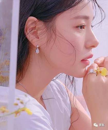 侧脸是检验鼻子的重要标准,不过宋侑庭的鼻子重点不