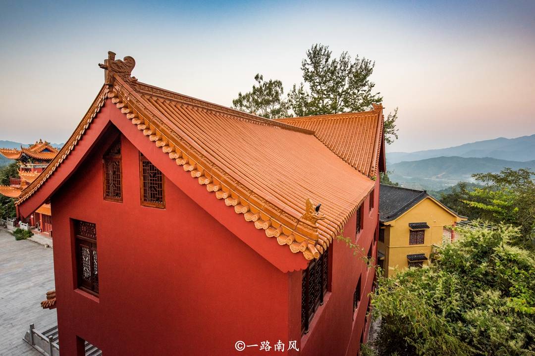 江西全南也有个“天坛”，已有四百多年历史，平时很少外地游客
