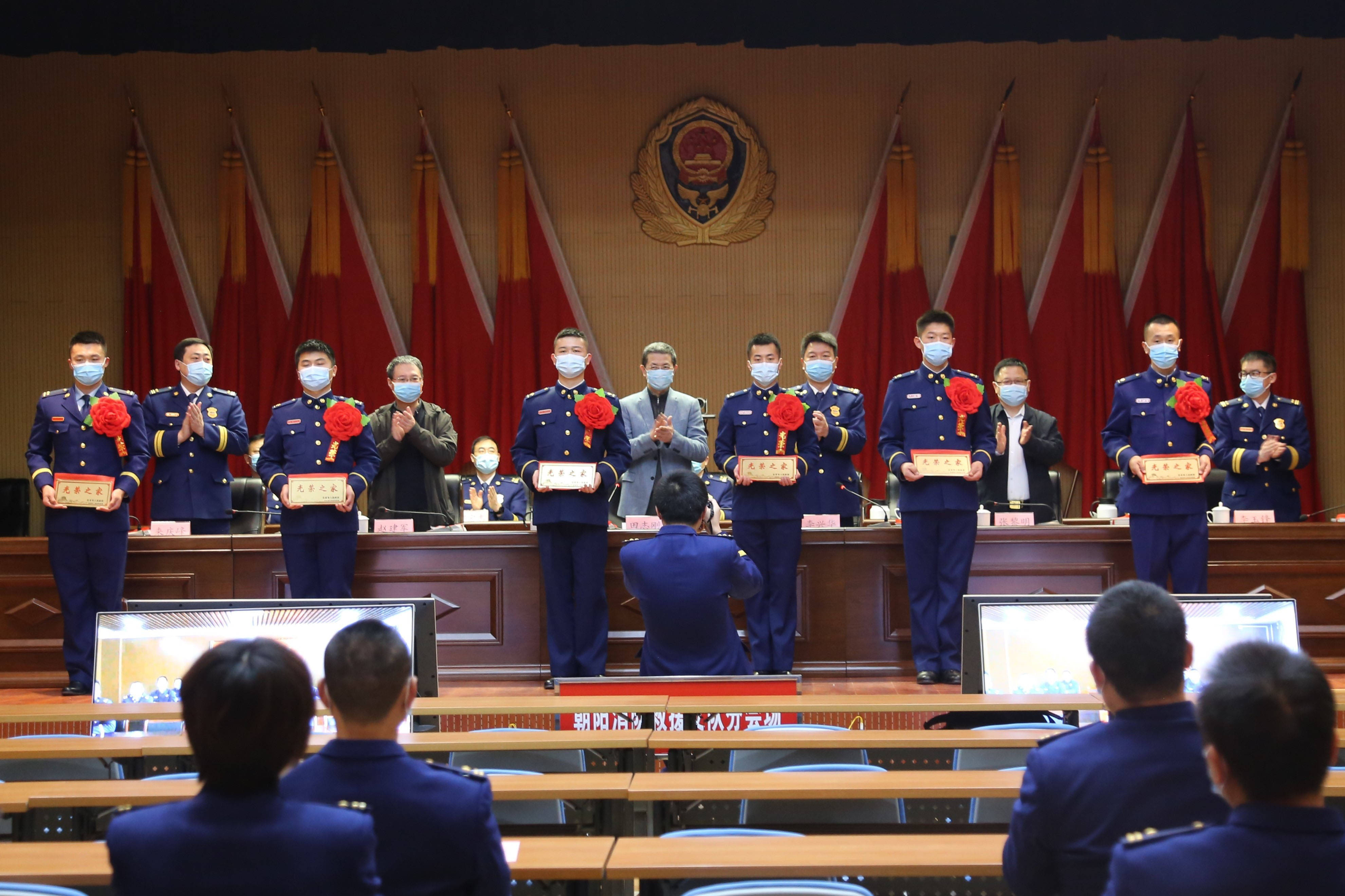 李兴华支队长对朝阳区退役军人事务局给予消防救援队伍建设的支持表示