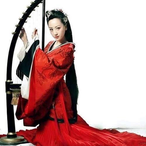 十位弹奏箜篌的古装美女,杨蓉张扬,刘亦菲绝美,唯她气质过人