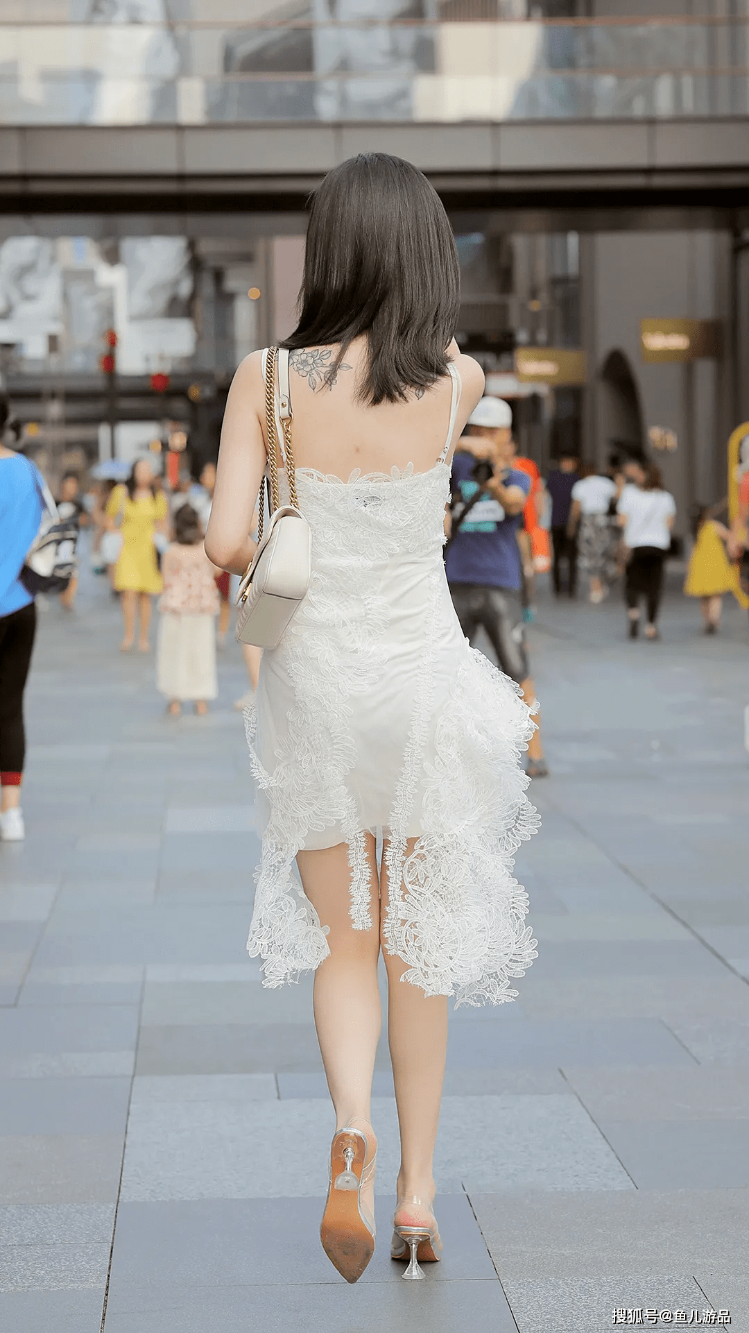 气质穿搭高级感女人味 b29d10731ace4d20a3624a8bf137282f.png